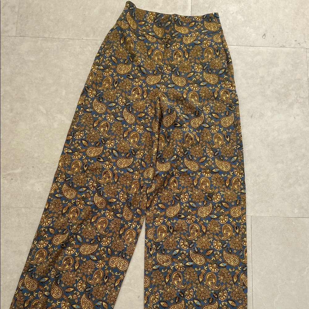 EUC Boden Paisley Print Women's Pants